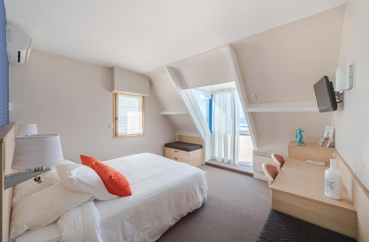 Breiz Armor Hotel Pouldreuzic Bagian luar foto