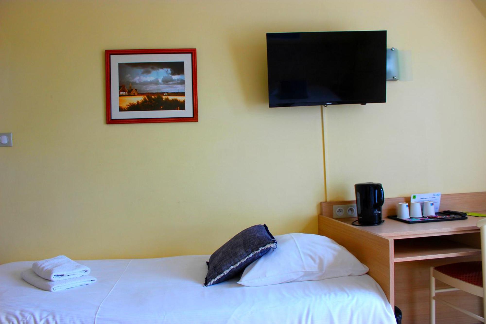 Breiz Armor Hotel Pouldreuzic Ruang foto