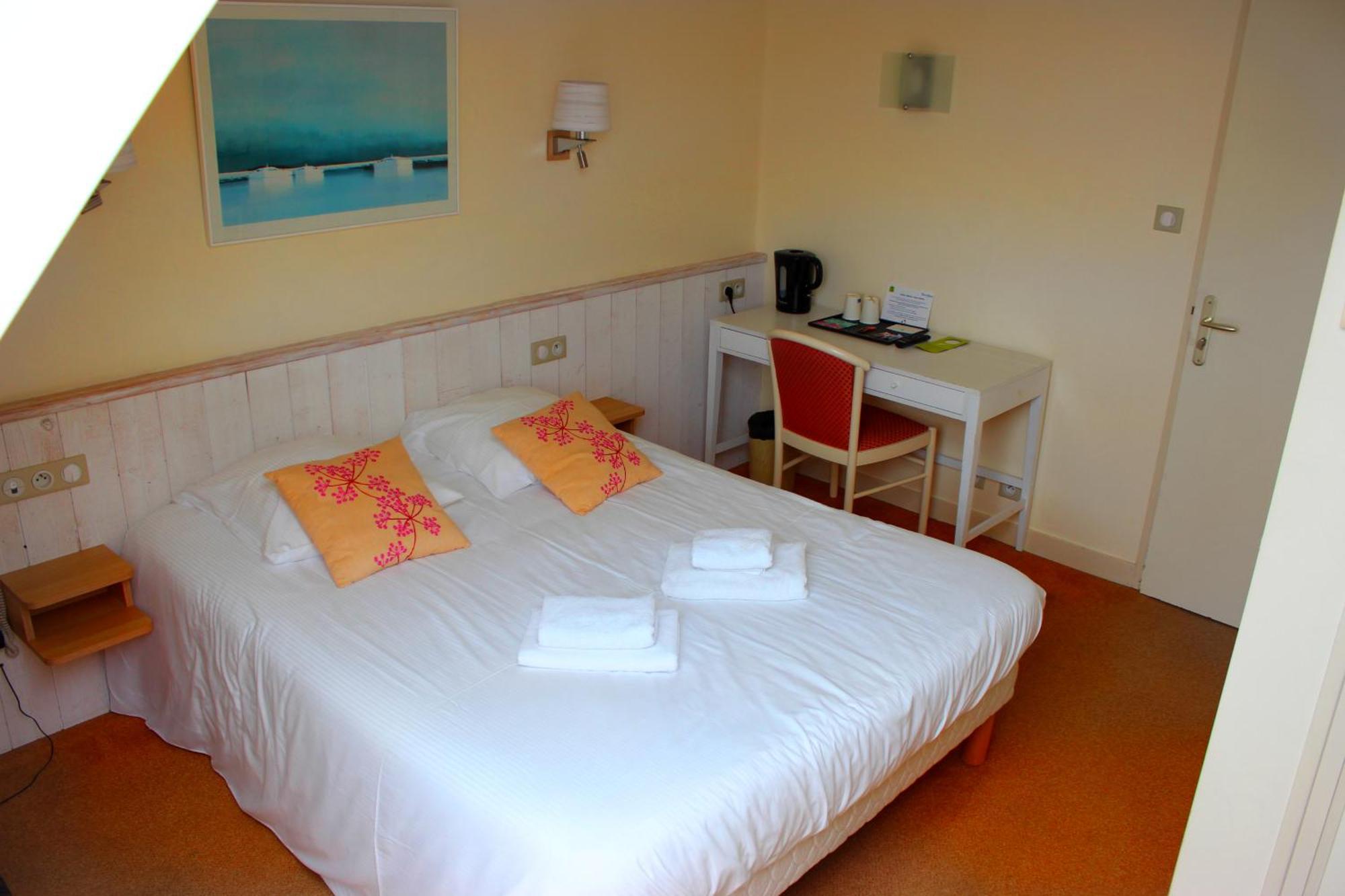 Breiz Armor Hotel Pouldreuzic Ruang foto