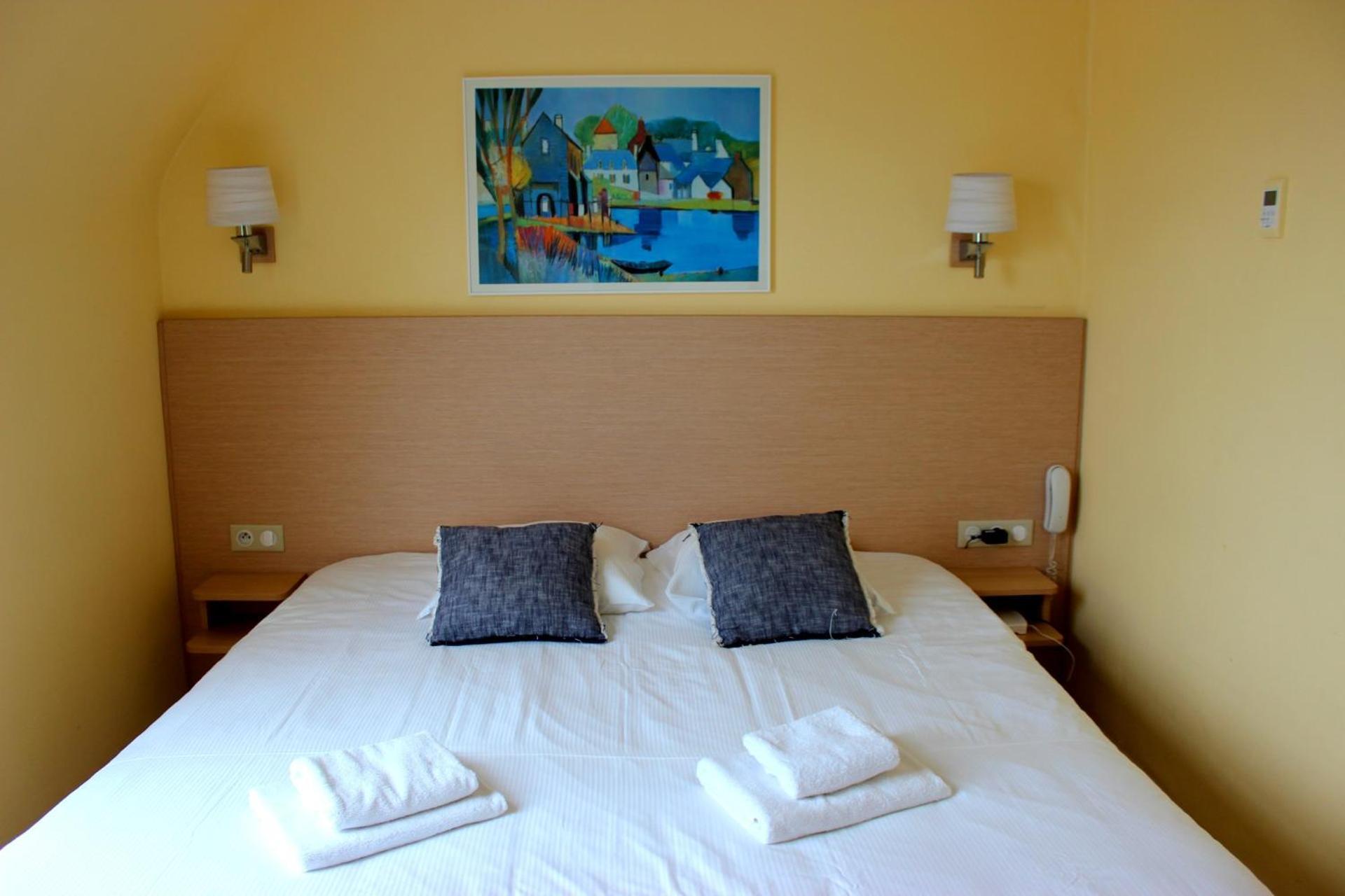 Breiz Armor Hotel Pouldreuzic Ruang foto