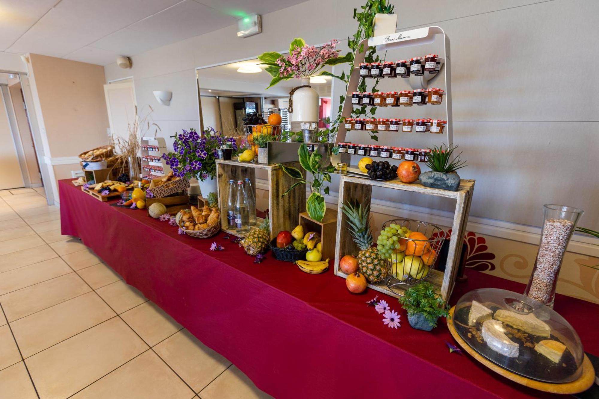 Breiz Armor Hotel Pouldreuzic Bagian luar foto