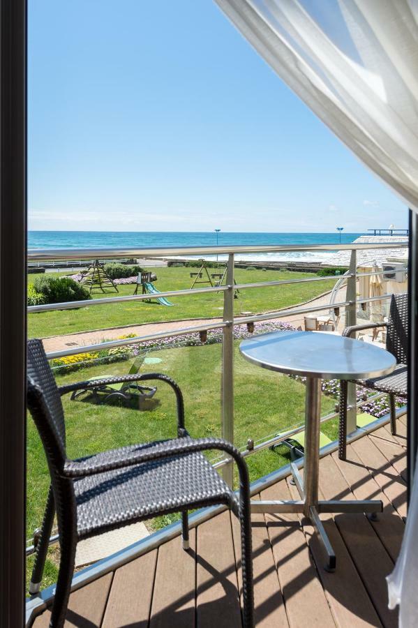 Breiz Armor Hotel Pouldreuzic Bagian luar foto